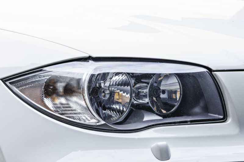 汽车及挂车外部照明和信号装置中EMC 电磁兼容的检测