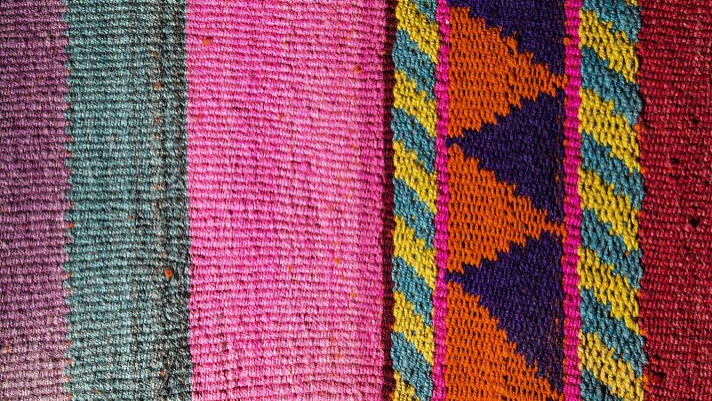 纺织品公司在检测纺织品色牢度时应如何选择检测机构？